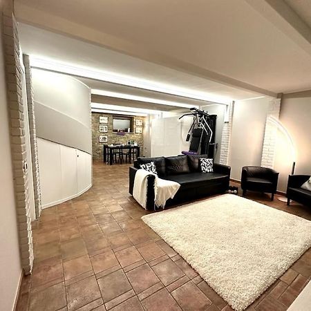 Appartamento Ebhouse Capiago Intimiano Εξωτερικό φωτογραφία