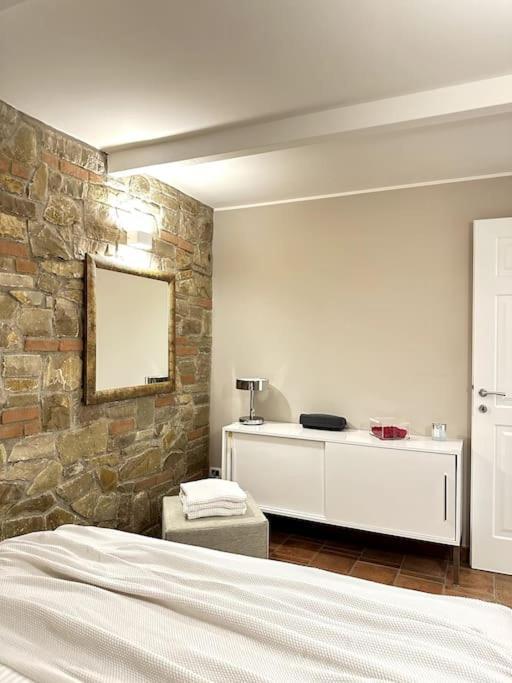 Appartamento Ebhouse Capiago Intimiano Εξωτερικό φωτογραφία