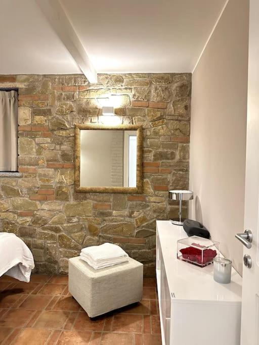 Appartamento Ebhouse Capiago Intimiano Εξωτερικό φωτογραφία