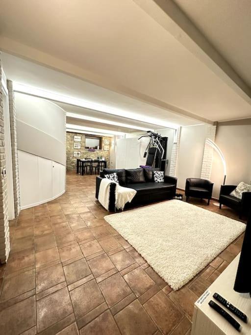 Appartamento Ebhouse Capiago Intimiano Εξωτερικό φωτογραφία