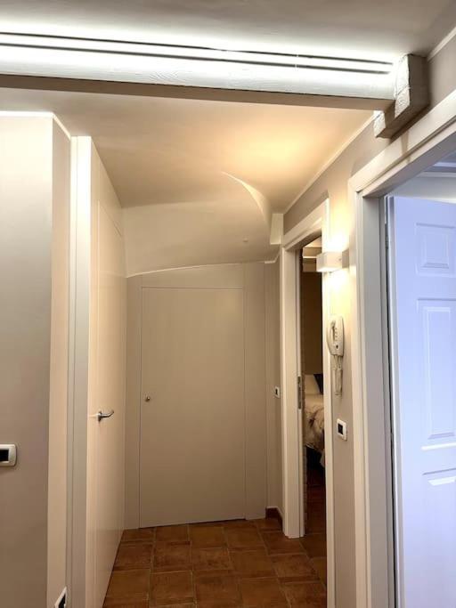 Appartamento Ebhouse Capiago Intimiano Εξωτερικό φωτογραφία